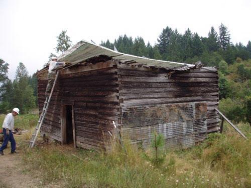 The Molalla Log House had to dismantled in 2008 due to a rotting boards and a collapsed roof.