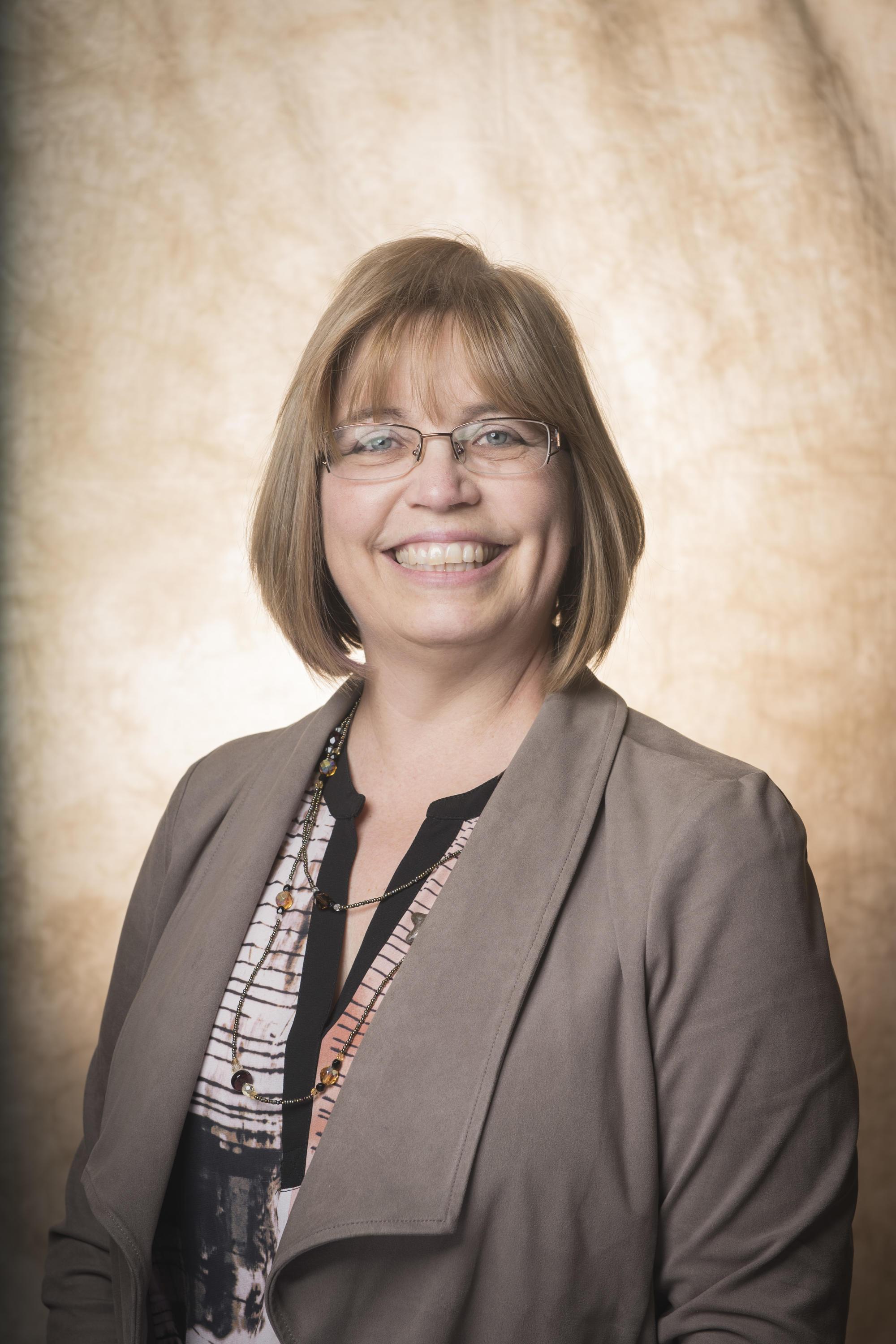 Lynette Black is an Extension associate professor and Oregon 4-H Youth Development faculty.
