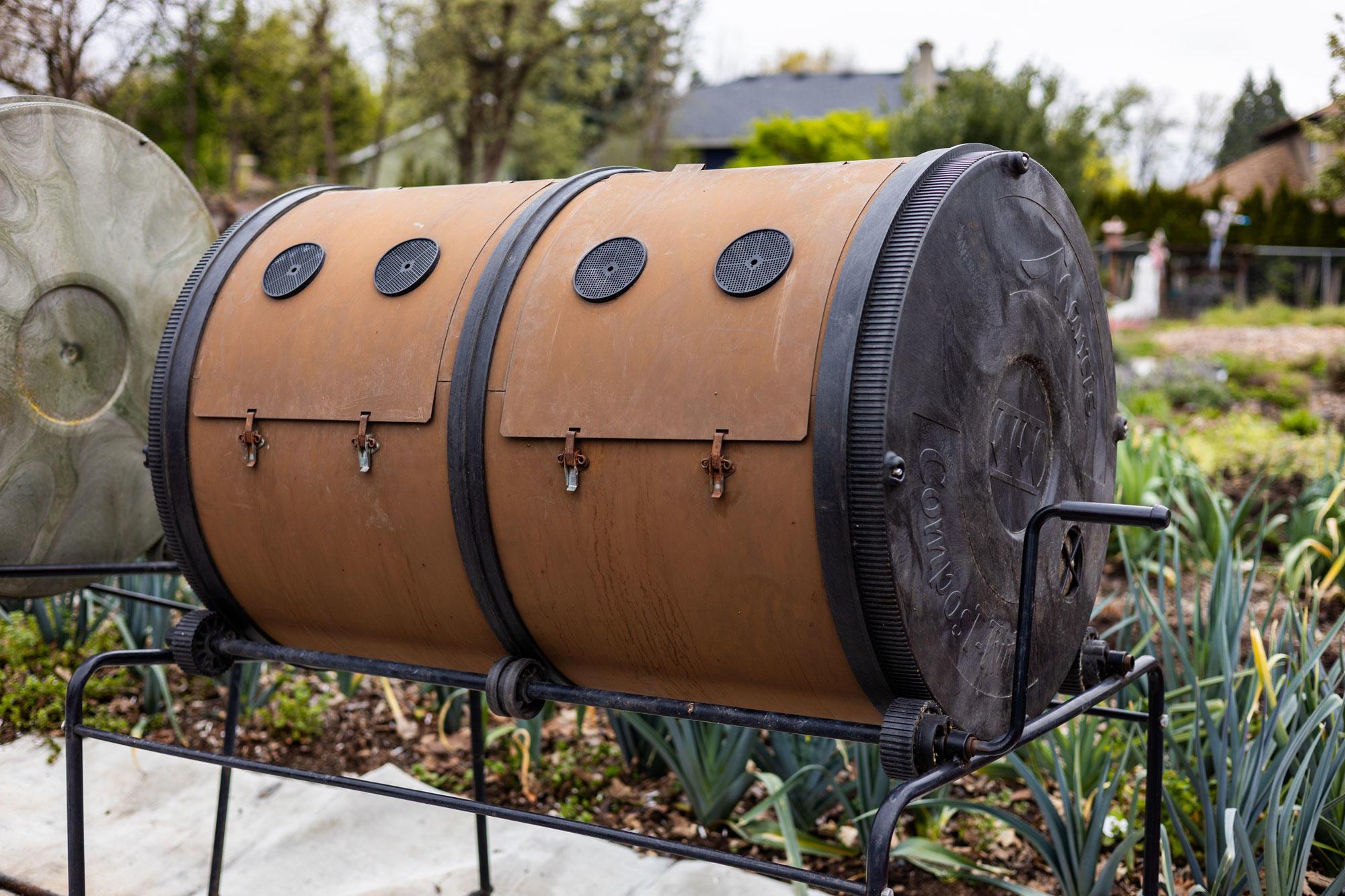 Consider the sturdiness of the mechanics that allow the composter to tumble.